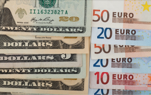 Soldi euro dollari dogana dazi