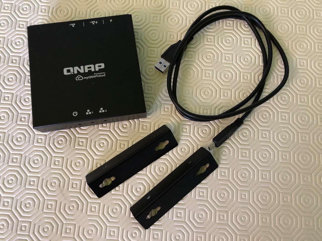 QNAP QWU-100 - Contenuto confezione