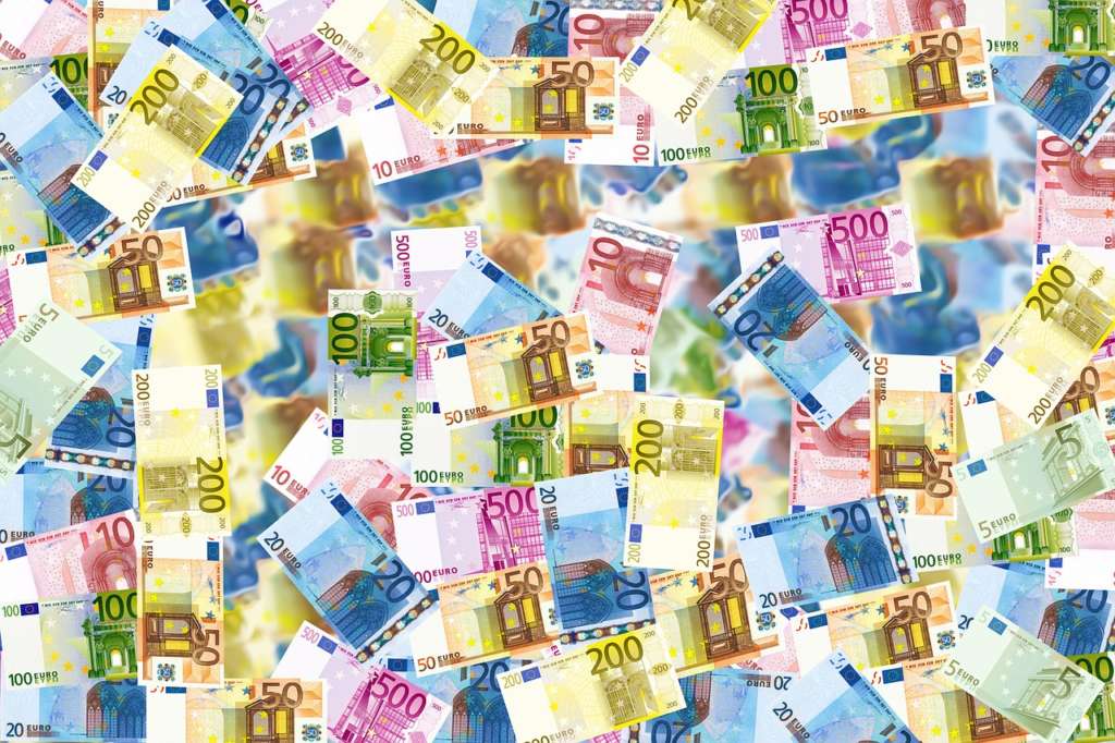 money pixabay