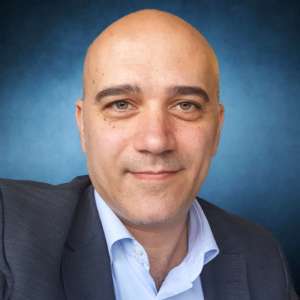 Maurizio Semeraro - Business Development Manager Secure Power - Schneider Electric