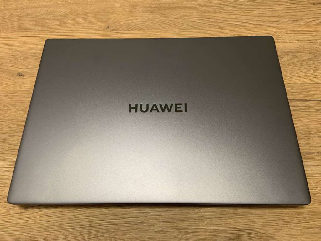 Huawei Matebook D16 